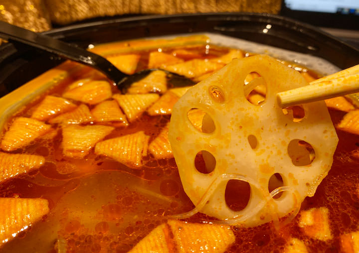 不出門也能吃海底撈火鍋？「海底撈蕃茄牛腩自煮火鍋套餐」開箱，告訴你到底好不好吃呢？ - 阿祥的網路筆記本