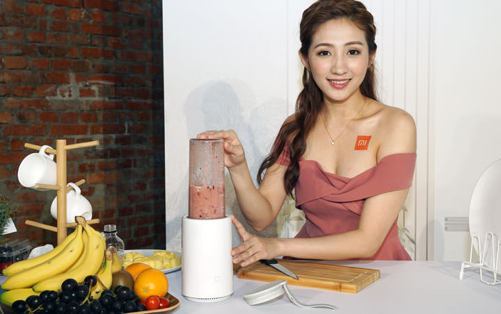 小米台灣 2019 壓軸發佈四款米家智慧家電:米家電動牙刷 T500 / T300、米家手持無線吸塵器 Lite、米家調理機與米家掃拖機器人1C 為生活除舊佈新! - 阿祥的網路筆記本 小米台灣 2019 壓軸發佈四款米家智慧家電:米家電動牙刷 T500 / T300、米家手持無線吸塵器 Lite、米家調理機與米家掃拖機器人1C 為生活除舊佈新! - 阿祥的網路筆記本