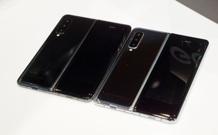 三星 Galaxy Fold 台灣市售版鈦空銀款開箱！使用心得快速報告！ - 阿祥的網路筆記本