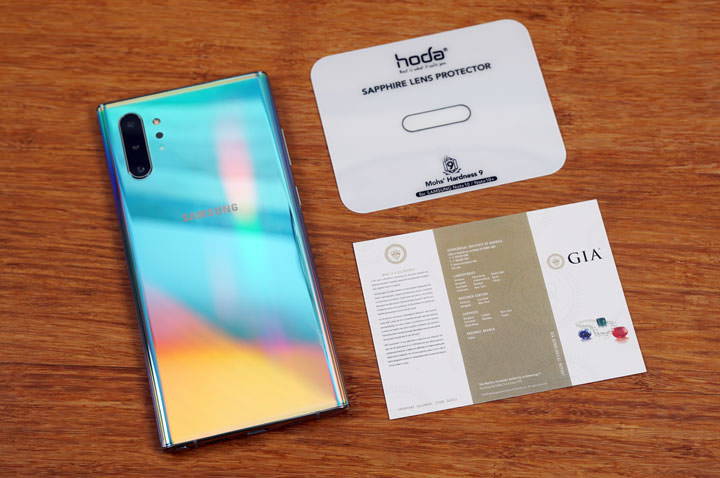 脆弱鏡頭的「帝王級」防護!hoda 藍寶石鏡頭貼開箱:GIA 國際認證,硬度僅次於鑽石的強悍! - 阿祥的網路筆記本 脆弱鏡頭的「帝王級」防護!hoda 藍寶石鏡頭貼開箱:GIA 國際認證,硬度僅次於鑽石的強悍! - 阿祥的網路筆記本