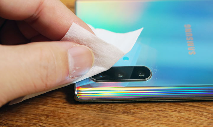 脆弱鏡頭的「帝王級」防護!hoda 藍寶石鏡頭貼開箱:GIA 國際認證,硬度僅次於鑽石的強悍! - 阿祥的網路筆記本 脆弱鏡頭的「帝王級」防護!hoda 藍寶石鏡頭貼開箱:GIA 國際認證,硬度僅次於鑽石的強悍! - 阿祥的網路筆記本