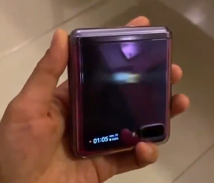 三星 Galaxy Z Flip 實機上手影片曝光!極高完成度,看起來非常接近市售版本? - 阿祥的網路筆記本 三星 Galaxy Z Flip 實機上手影片曝光!極高完成度,看起來非常接近市售版本? - 阿祥的網路筆記本