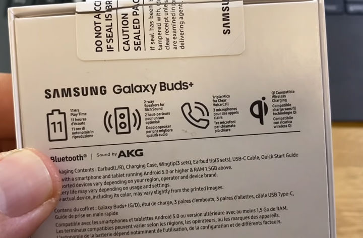 三星新一代真無線藍牙耳機 Galaxy Buds+ 實機開箱影片提前曝光!更大的電池續航,並能與 iOS 裝置相容! - 阿祥的網路筆記本 三星新一代真無線藍牙耳機 Galaxy Buds+ 實機開箱影片提前曝光!更大的電池續航,並能與 iOS 裝置相容! - 阿祥的網路筆記本