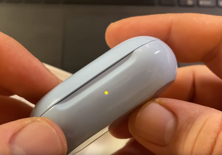 三星新一代真無線藍牙耳機 Galaxy Buds+ 實機開箱影片提前曝光!更大的電池續航,並能與 iOS 裝置相容! - 阿祥的網路筆記本 三星新一代真無線藍牙耳機 Galaxy Buds+ 實機開箱影片提前曝光!更大的電池續航,並能與 iOS 裝置相容! - 阿祥的網路筆記本