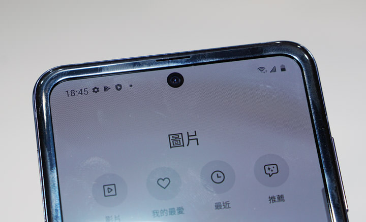 三星 Galaxy Z Flip 今日展開預購，台灣 2/21 限量上市，實機功能如何？搶動手玩玩看！ - 阿祥的網路筆記本