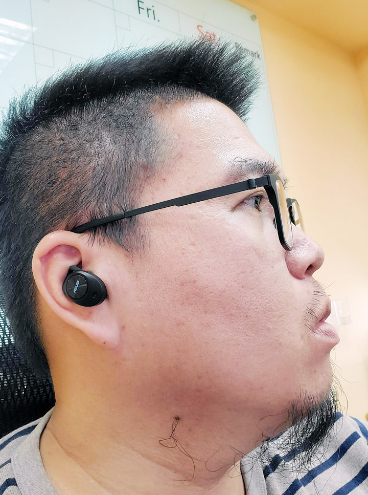 ASUS ZenEar BT 開箱:好便宜的真無線藍牙耳機,到底好不好用? - 阿祥的網路筆記本 ASUS ZenEar BT 開箱:好便宜的真無線藍牙耳機,到底好不好用? - 阿祥的網路筆記本