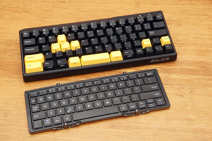 手機也能高效率打字！超便攜 B.O.W. 航世三摺疊藍牙鍵盤開箱！ - 阿祥的網路筆記本