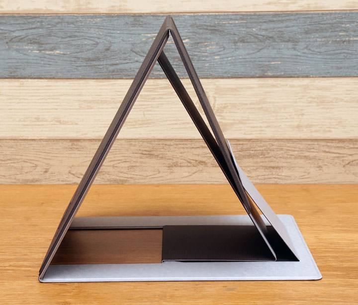 站著工作不腰疼?MOFT Z「隱形升降筆電架」開箱試用:超輕薄易收納,兼具筆電支架與站立工作兩種用途! - 阿祥的網路筆記本 站著工作不腰疼?MOFT Z「隱形升降筆電架」開箱試用:超輕薄易收納,兼具筆電支架與站立工作兩種用途! - 阿祥的網路筆記本