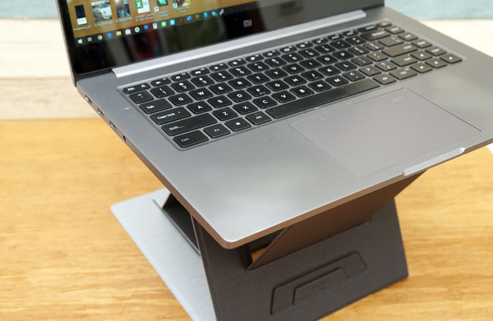 站著工作不腰疼?MOFT Z「隱形升降筆電架」開箱試用:超輕薄易收納,兼具筆電支架與站立工作兩種用途! - 阿祥的網路筆記本 站著工作不腰疼?MOFT Z「隱形升降筆電架」開箱試用:超輕薄易收納,兼具筆電支架與站立工作兩種用途! - 阿祥的網路筆記本