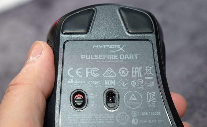 真．無線電競體驗：HyperX Pulsefire Dart 無線電競滑鼠 & ChargePlay Base 無線充電座雙開箱分享！ - 阿祥的網路筆記本
