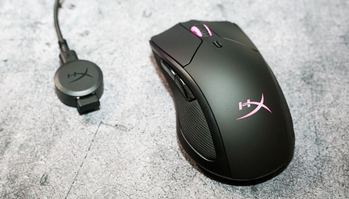 真．無線電競體驗：HyperX Pulsefire Dart 無線電競滑鼠 & ChargePlay Base 無線充電座雙開箱分享！ - 阿祥的網路筆記本