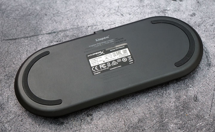 真．無線電競體驗：HyperX Pulsefire Dart 無線電競滑鼠 & ChargePlay Base 無線充電座雙開箱分享！ - 阿祥的網路筆記本