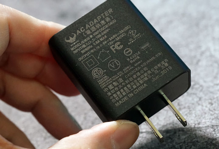 真．無線電競體驗：HyperX Pulsefire Dart 無線電競滑鼠 & ChargePlay Base 無線充電座雙開箱分享！ - 阿祥的網路筆記本