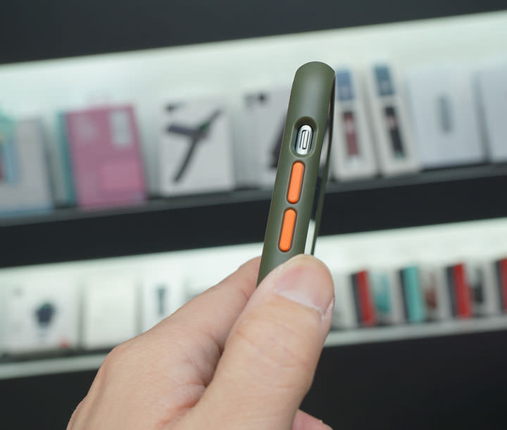 兼具耐用性與觸控手感！hoda 藍寶石螢幕保護貼 for iPhone 11 Pro Max 開箱與使用心得分享！ - 阿祥的網路筆記本