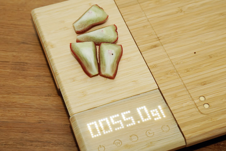 ChopBox 五合一智慧殺菌竹砧板開箱：不只切菜，科技整合多功能，讓料理更輕鬆自在！ - 阿祥的網路筆記本