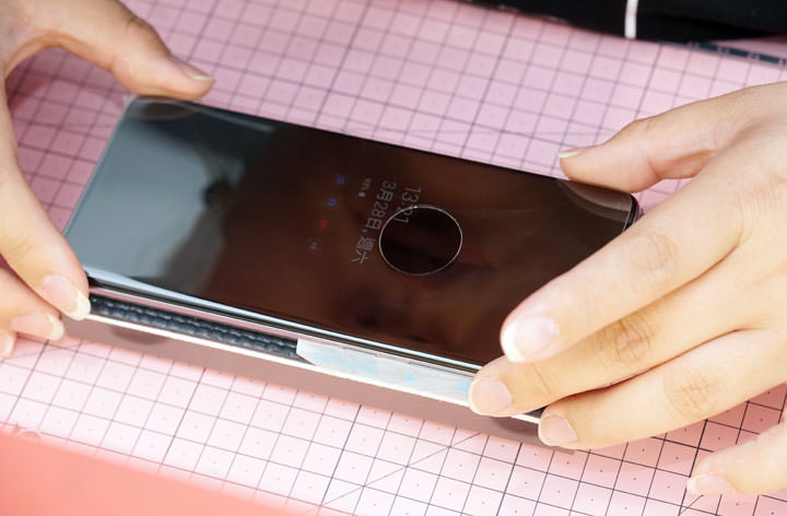 hoda 3D UV 膠全貼合滿版玻璃保護貼與柔石軍規防摔殼開箱：兼顧前後防護，三星 Galaxy S20 Ultra 的完美守護者！ - 阿祥的網路筆記本