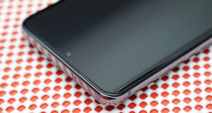 hoda 3D UV 膠全貼合滿版玻璃保護貼與柔石軍規防摔殼開箱：兼顧前後防護，三星 Galaxy S20 Ultra 的完美守護者！ - 阿祥的網路筆記本