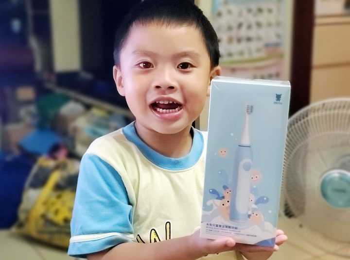讓孩子愛上刷牙：米兔兒童聲波電動牙刷開箱與心得分享！ - 阿祥的網路筆記本