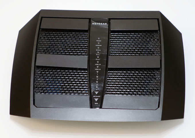 輕鬆建構穩定、高速、多人共享的網路環境:Netgear Nighthawk X6 R8000 AC 3200M極速 WIFI無線寬頻分享器開箱實測! - 阿祥的網路筆記本 ngr8000ub011