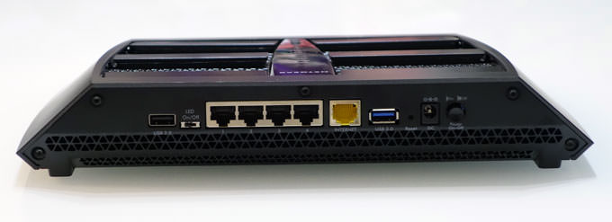 輕鬆建構穩定、高速、多人共享的網路環境:Netgear Nighthawk X6 R8000 AC 3200M極速 WIFI無線寬頻分享器開箱實測! - 阿祥的網路筆記本 ngr8000ub013