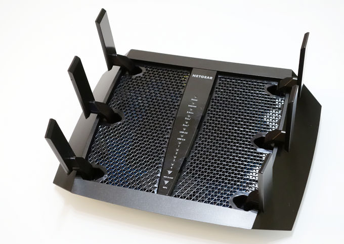 輕鬆建構穩定、高速、多人共享的網路環境:Netgear Nighthawk X6 R8000 AC 3200M極速 WIFI無線寬頻分享器開箱實測! - 阿祥的網路筆記本 ngr8000ub015