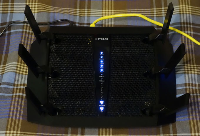 輕鬆建構穩定、高速、多人共享的網路環境:Netgear Nighthawk X6 R8000 AC 3200M極速 WIFI無線寬頻分享器開箱實測! - 阿祥的網路筆記本 ngr8000ub021