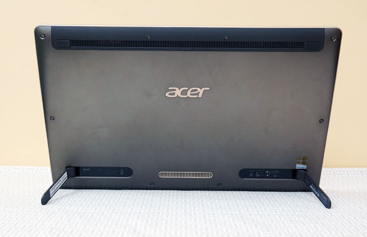 17.3 吋超大平板?可以讓你帶著走的 AIO 桌上型主機「Acer Aspire Z3-700」開箱與深度評測心得! - 阿祥的網路筆記本 013