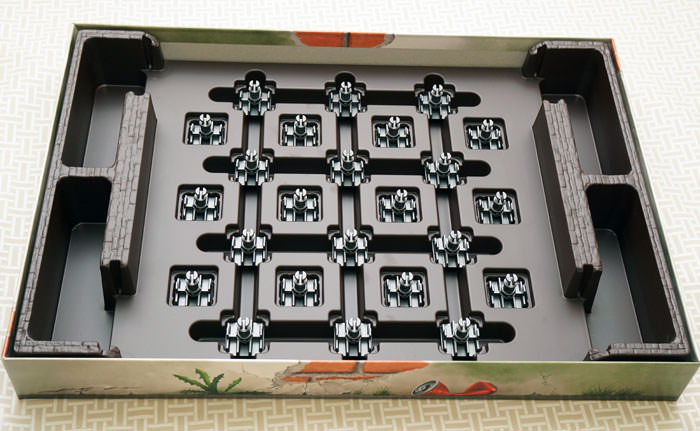 怕蟑螂的別鐵齒！派對、多人同樂一定要試試超逼真的桌上遊戲「蟑螂捕手」開箱給你看！ - 阿祥的網路筆記本