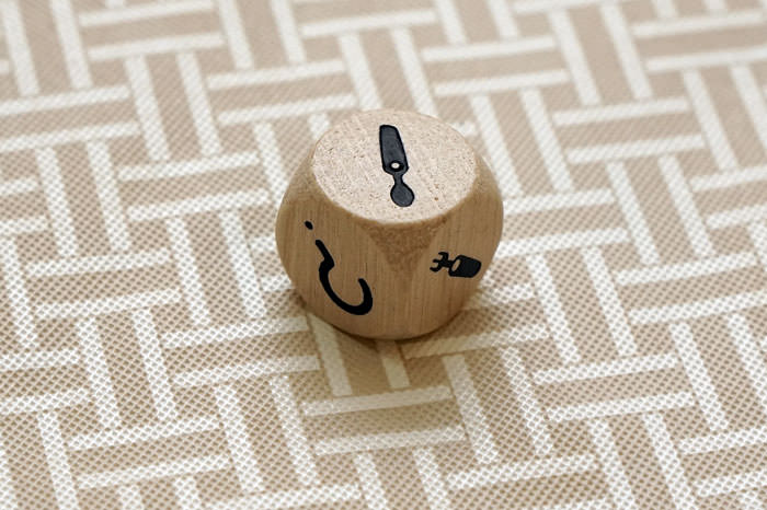 怕蟑螂的別鐵齒！派對、多人同樂一定要試試超逼真的桌上遊戲「蟑螂捕手」開箱給你看！ - 阿祥的網路筆記本