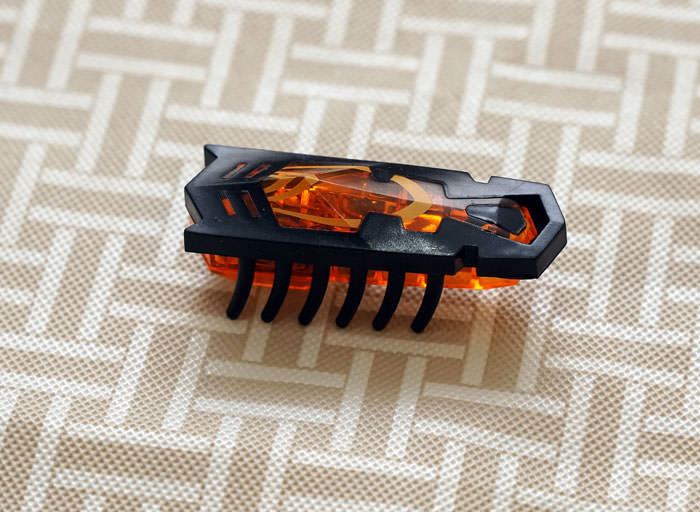 怕蟑螂的別鐵齒！派對、多人同樂一定要試試超逼真的桌上遊戲「蟑螂捕手」開箱給你看！ - 阿祥的網路筆記本