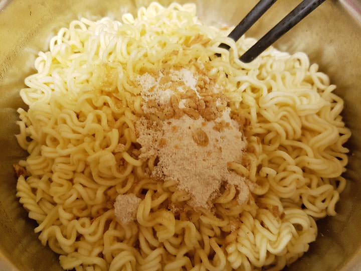 號稱全球最好吃泡麵之一的「印尼炒麵(營多麵)」試吃心得! - 阿祥的網路筆記本 009