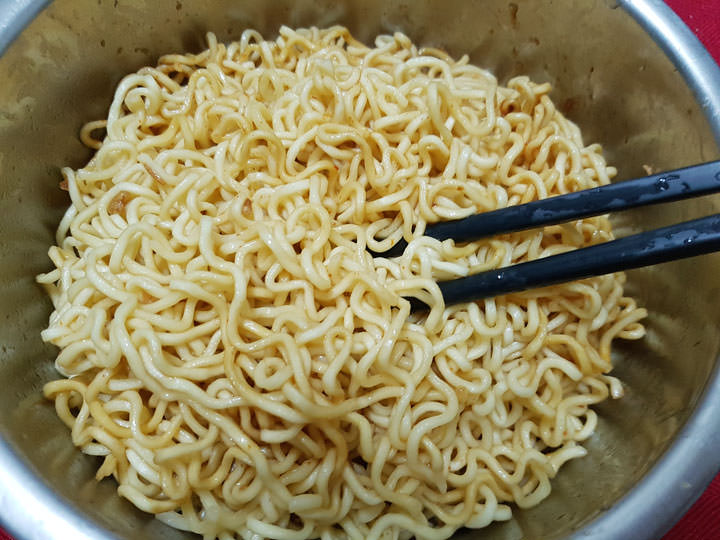 號稱全球最好吃泡麵之一的「印尼炒麵(營多麵)」試吃心得! - 阿祥的網路筆記本 011