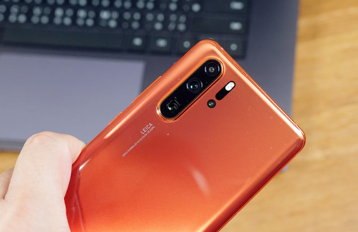 HUAWEI MateBook D15 開箱與深度評測：CP 值爆表！集輕薄、高質感與全面屏於一身！ - 阿祥的網路筆記本