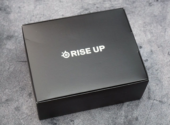 電腦、行動雙平台支援：Steelseries Stratus Duo 開箱實測～搭配 Steam Link 在行動裝置暢玩 PC 大作！ - 阿祥的網路筆記本