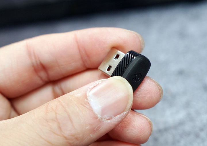 電腦、行動雙平台支援：Steelseries Stratus Duo 開箱實測～搭配 Steam Link 在行動裝置暢玩 PC 大作！ - 阿祥的網路筆記本