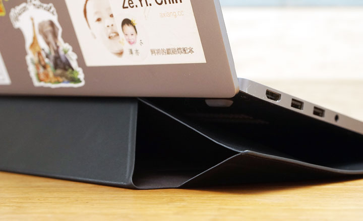 MOFT 隱形立架筆電包開箱：攜帶包與筆電架二合一，一兼兩顧的行動好夥伴！ - 阿祥的網路筆記本