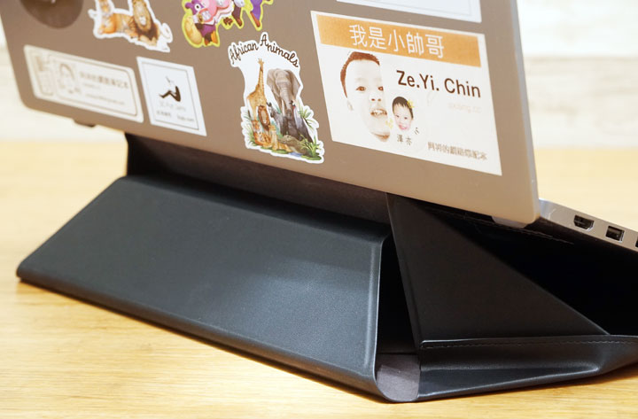 MOFT 隱形立架筆電包開箱：攜帶包與筆電架二合一，一兼兩顧的行動好夥伴！ - 阿祥的網路筆記本