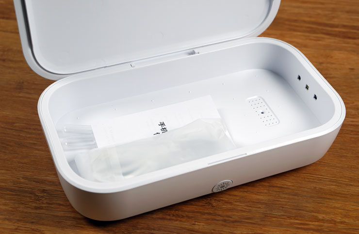 XBASE 紫外線消毒充電盒 LFX-168 開箱：紫外線消毒、無線充電二合一！ - 阿祥的網路筆記本