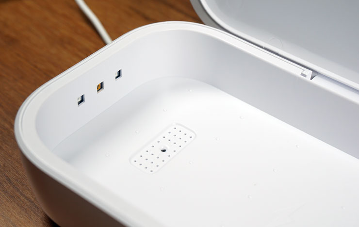 XBASE 紫外線消毒充電盒 LFX-168 開箱：紫外線消毒、無線充電二合一！ - 阿祥的網路筆記本