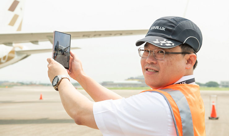 三星奢華旗艦Galaxy Z Fold2 5G 上市，同場再推 Galaxy Watch 3 鈦金黑款式與 LTE 版本！ - 阿祥的網路筆記本