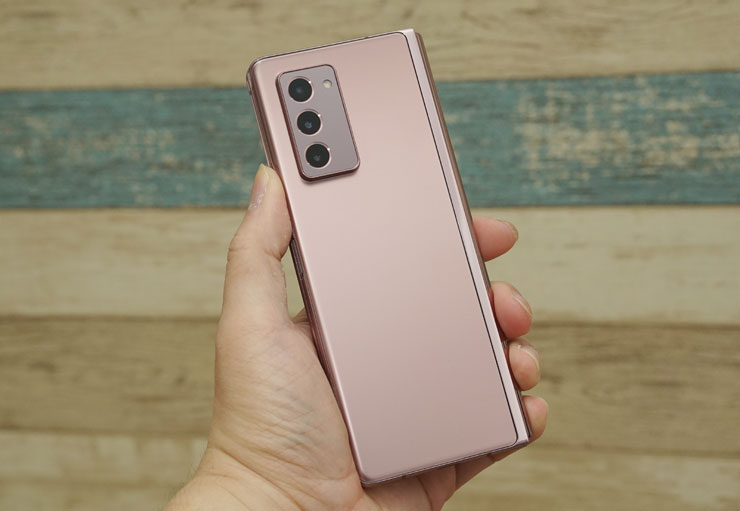 三星 Galaxy Z Fold2 5G 星霧金版純開箱,實機初次見面,香噴噴嗎? - 阿祥的網路筆記本 三星 Galaxy Z Fold2 5G 星霧金版純開箱,實機初次見面,香噴噴嗎? - 阿祥的網路筆記本