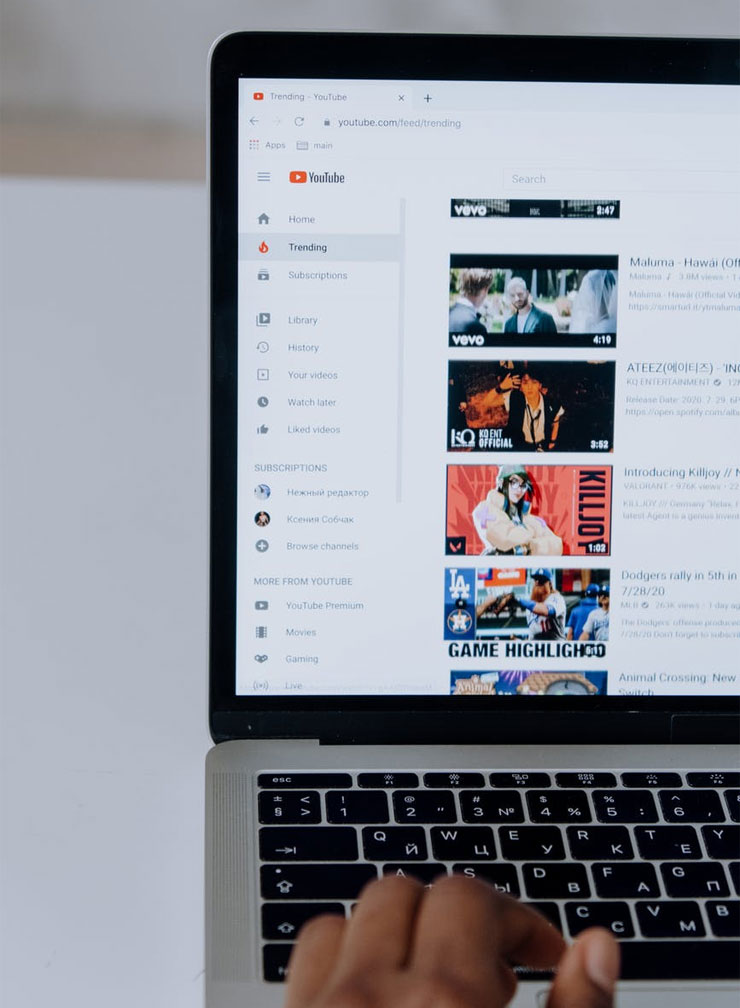 除了賣廣告與付費訂閱，YouTube 最新的獲利模式會是變成「電商平台」？ - 阿祥的網路筆記本