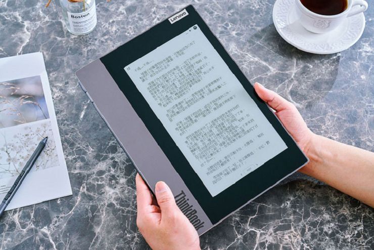 「雙面」好拍檔 Lenovo ThinkBook Plus 深度評測：背蓋整合電子墨水螢幕，創造筆電多元新用途！ - 阿祥的網路筆記本