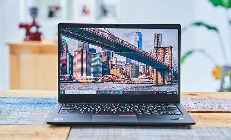 第 8 代 ThinkPad X1 Carbon 深度評測：輕薄依舊、全能高效，最強商務筆電再臨！ - 阿祥的網路筆記本