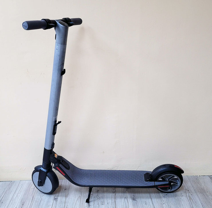 兼具輕巧與堅固性：Waymax X6碳纖維電動滑板車開箱體驗～輕型電動載具的首選，更是短距移動的利器！ - 阿祥的網路筆記本