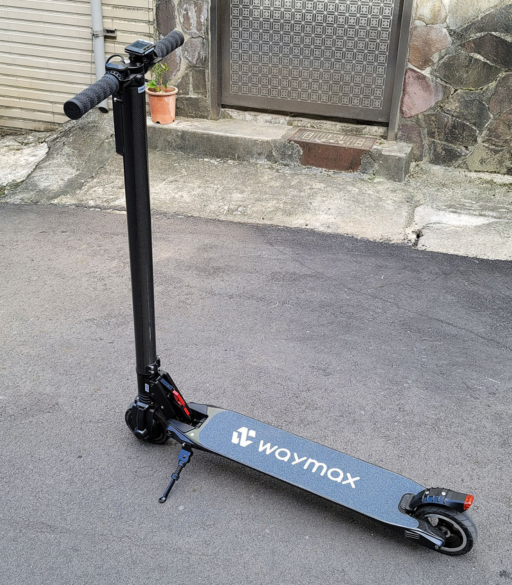 兼具輕巧與堅固性：Waymax X6碳纖維電動滑板車開箱體驗～輕型電動載具的首選，更是短距移動的利器！ - 阿祥的網路筆記本