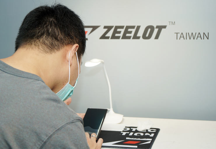 三星 Galaxy Note20 Ultra 激推 ZEELOT 曲面玻璃保護貼開箱：防護無死角，手感滑順且超聲波指紋辨識完美支援！ - 阿祥的網路筆記本