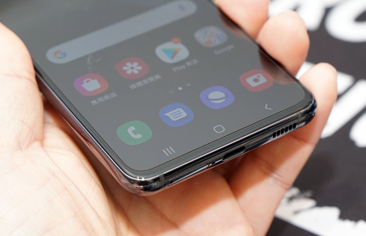 手感一流，指紋解鎖超犀利！ZEELOT 滿版玻璃保護貼 for 三星 Galaxy S21 全系列開箱與使用心得分享！ - 阿祥的網路筆記本