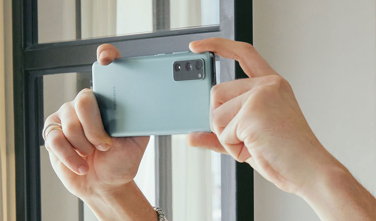 三星 Galaxy S21 FE 版已經在路上了！外媒曝光 SM-G990B 就是它，相較於主系列會有哪些差異？ - 阿祥的網路筆記本