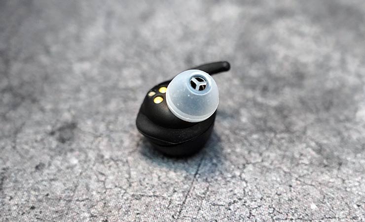 聲特科技 SpearX M2 開箱評測：體積最輕巧、續航力最高同時兼具優質音效～追求真無線耳機藍牙的極致！ - 阿祥的網路筆記本